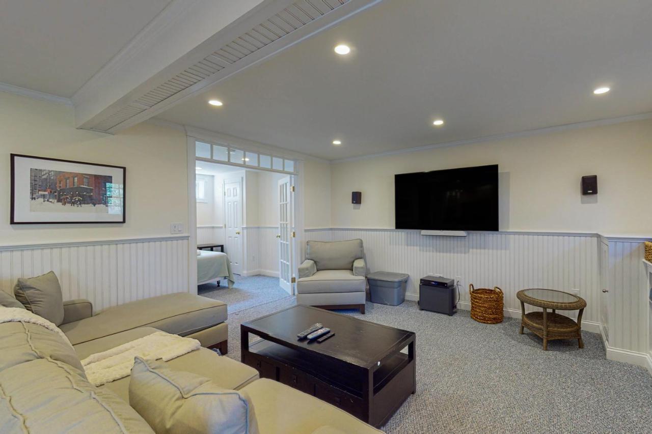 Cotuit Mannor Villa Exterior photo
